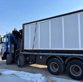 Kran istovar kamion sa kranom, Surčin